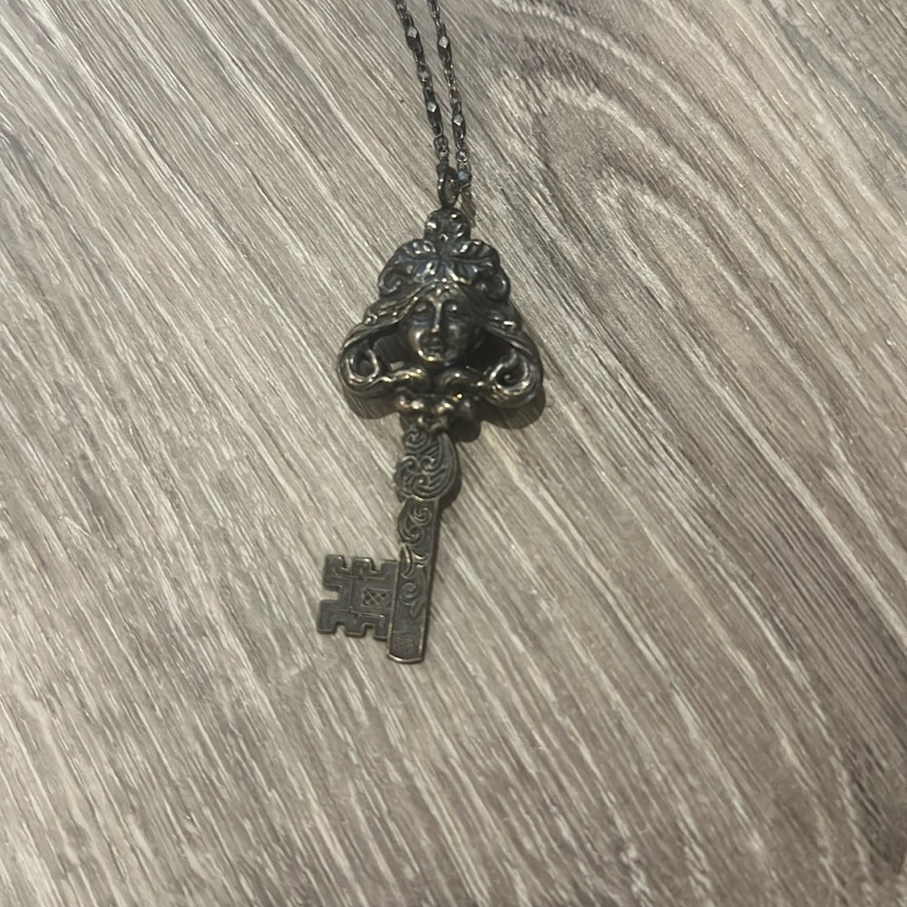 Filigree key necklace